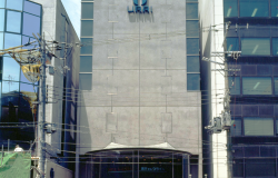 ウライ株式会社 きもの ジュエリー ファッションの専門商社